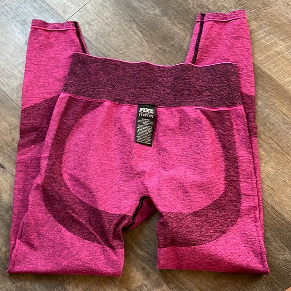 PINK Victoria's Secret Pants - Pink seamless leggings